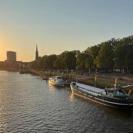 Kuestenmotorschiff Aventura BRE Екстериор снимка