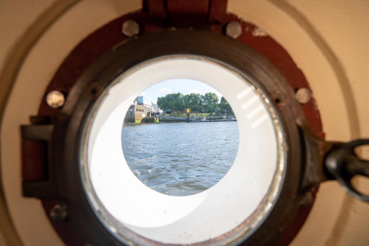 Kuestenmotorschiff Aventura BRE Екстериор снимка