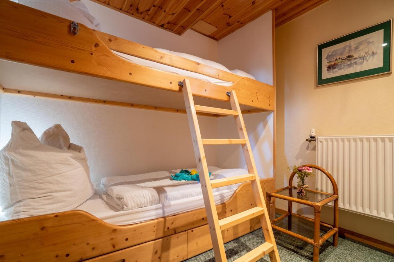 Kuestenmotorschiff Aventura BRE Екстериор снимка